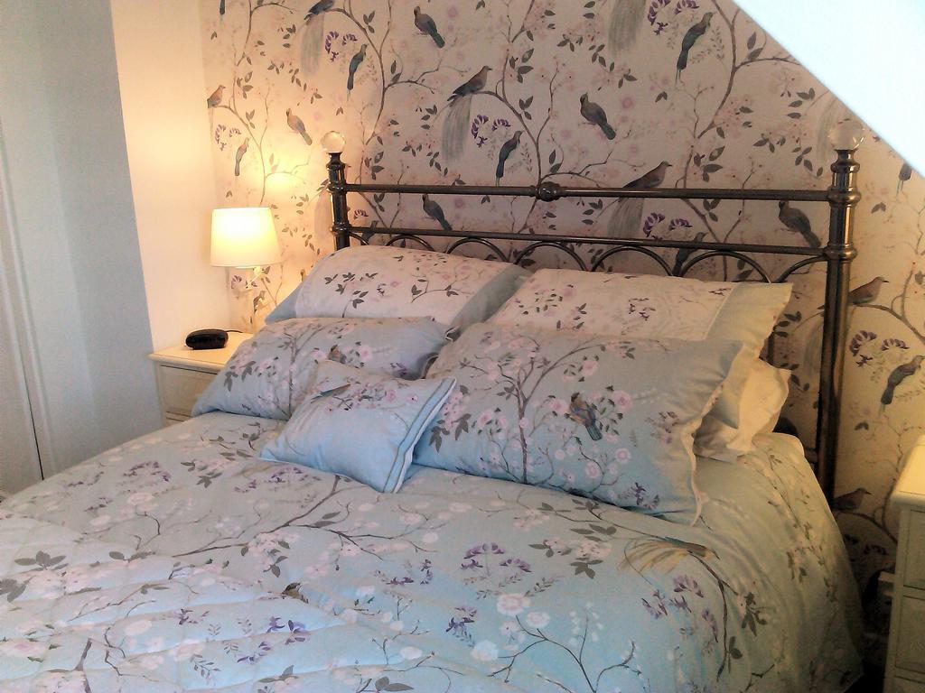 The Old Chapel B&B Lostwithiel Oda fotoğraf