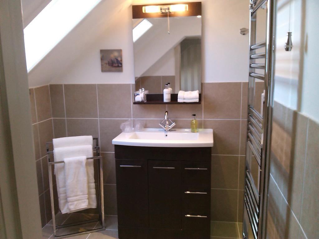The Old Chapel B&B Lostwithiel Oda fotoğraf